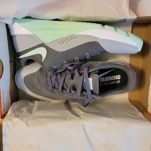 Brand New Nike Women's Metcon Repper DSX Size 6.5